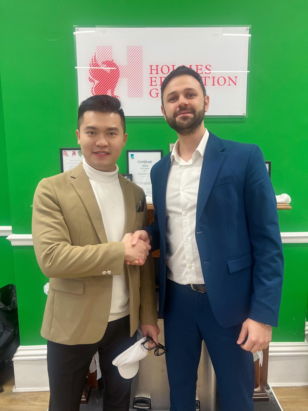 Rongs Edu Ireland meeting education partners: Holmes Education Group